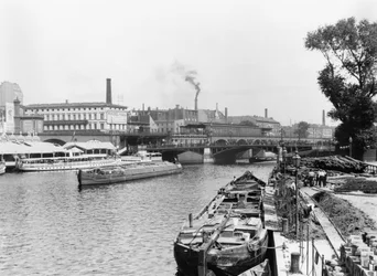 Vue de la rivière Spree, Berlin, vers 1910